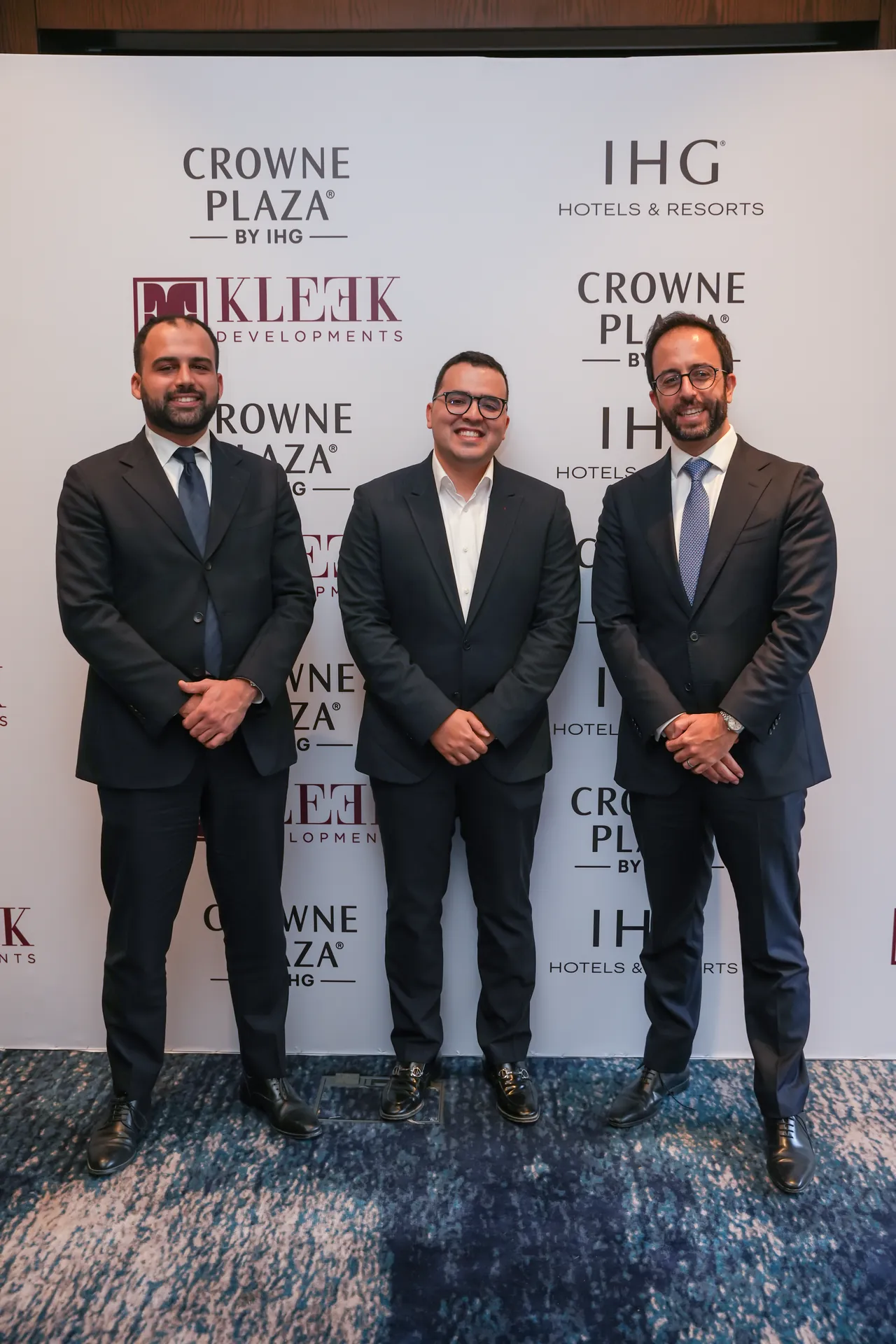 kleek ihg crowne plaza signing ceremony 20 kleek team portrait